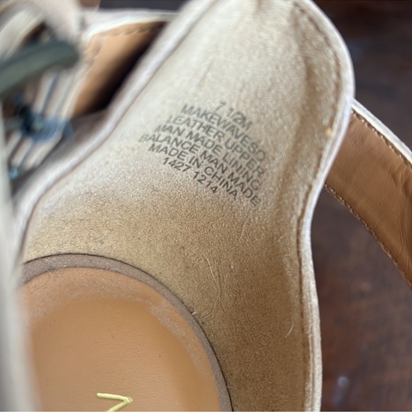 Nine West - Make Waves Nude Strappy heel - size 7.5 - Picture 4 of 4